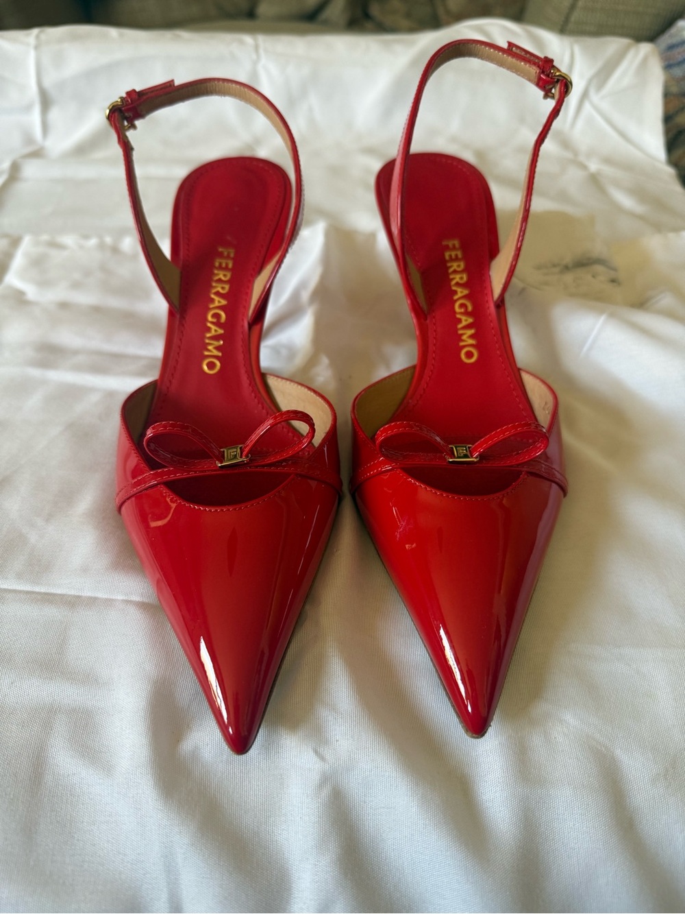 Salvatore Ferragamo Red Patent Leather Pointed Toe Slingback Pumps with Bow